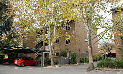Adelaide Dresscircle Apartments - Archer Street - Accommodation Brisbane 1