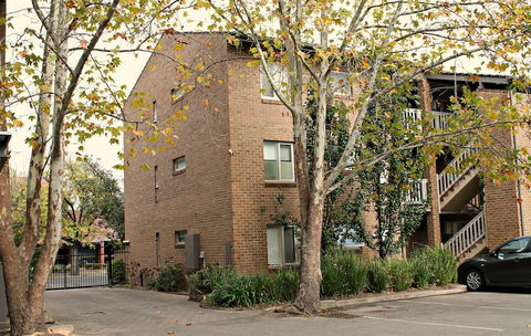 Adelaide Dresscircle Apartments - Archer Street - Accommodation Brisbane 4