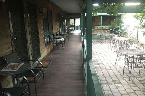 4 Bears Motel - Accommodation Brisbane 5