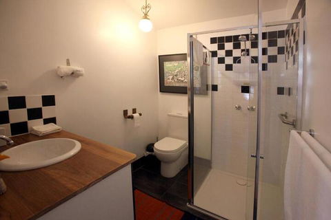 Wallace Lodge - Accommodation Brisbane 3