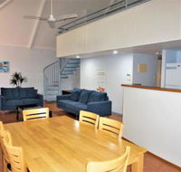 Osprey Holiday Village Unit 118 Excellent 3 Bedroom Holiday Villa with a Pool in the Complex - Accommodation Brisbane