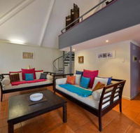 Osprey Holiday Village Unit 112 Vibrant 3 Bedroom Holiday Villa with a Pool in the Complex - Accommodation Brisbane