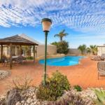 Osprey Holiday Village Unit 121 Fantastic 3 Bedroom Holiday Villa With A Pool In The Complex - Accommodation Brisbane 1