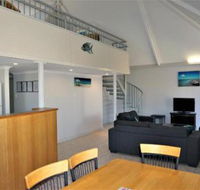 Osprey Holiday Village Unit 108 Serene 3 Bedroom Holiday Villa with a Pool in the Complex - Accommodation Brisbane