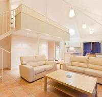 Osprey Holiday Village Unit 105 Tranquil 3 Bedroom Holiday Villa with a Pool in the Complex - Accommodation Brisbane