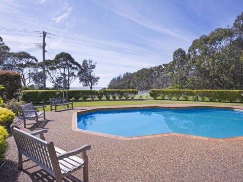 Mitchell Pde 2 / 1a Fathoms - Accommodation Brisbane 4