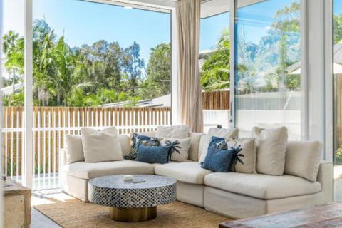Audrey - Accommodation Brisbane 0