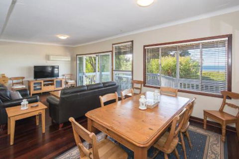 Bay Vista - Accommodation Brisbane 7