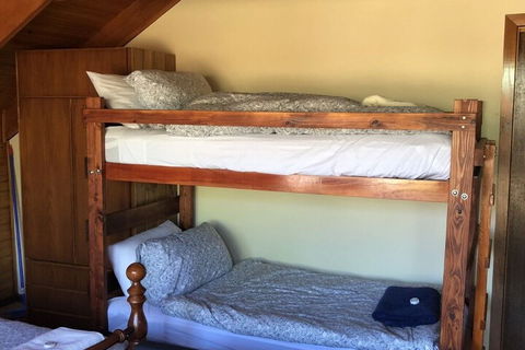 Alpine Stag Lodge Unit 2 - Accommodation Brisbane 5