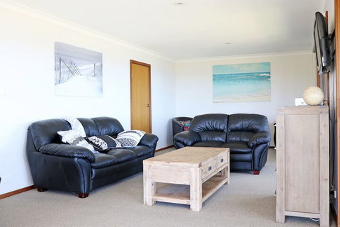 Augusta Beachfront Accommodation - Accommodation Brisbane 3