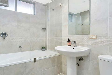 The Apartment Service CBELA - Accommodation Brisbane 4