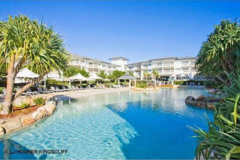 RESORT On The BEACH 5215 OCEAN GLIMPSES - Accommodation Brisbane 4