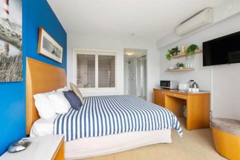 RESORT On The BEACH 5215 OCEAN GLIMPSES - Accommodation Brisbane 1
