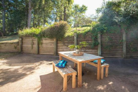 Coastal Hideaway - Accommodation Brisbane 2
