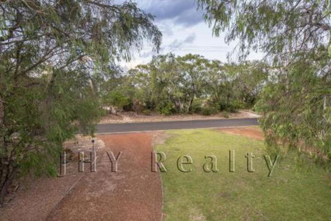 Coastal Cottage - Accommodation Brisbane 5