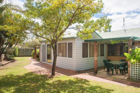 Bottlebrush - Accommodation Brisbane 5