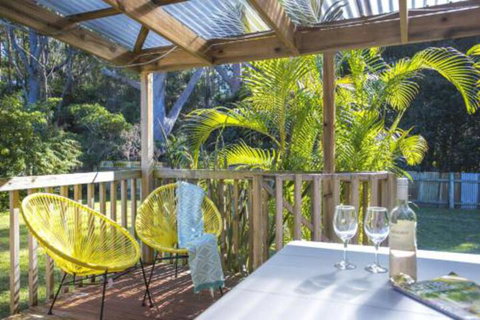 MOLLYMOOK BEACH COTTAGE - Accommodation Brisbane 0