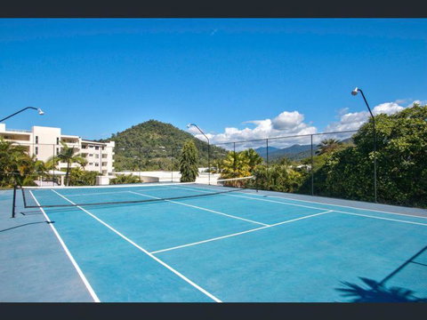 Absolute Beachfront With Million Dollar Views - Accommodation Brisbane 5