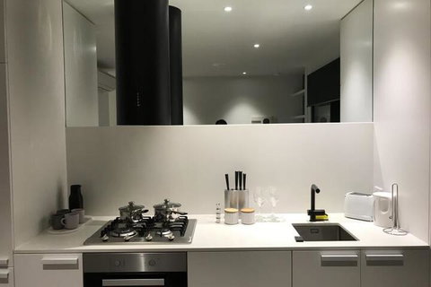 Upper House Suites - Accommodation Brisbane 3