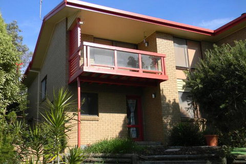 The Beach House - Accommodation Brisbane 5