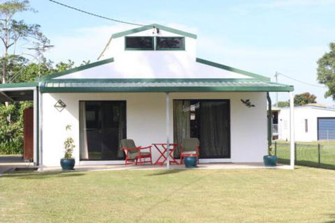 Froggy Hollow Holiday Cottage - Accommodation Brisbane 5