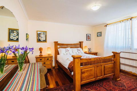 The Blue Beach House - Accommodation Brisbane 4
