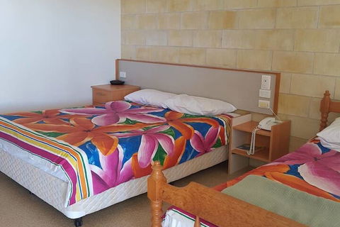 A Country View Motel - Ilbilbie - Accommodation Brisbane 5