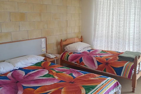 A Country View Motel - Ilbilbie - Accommodation Brisbane 3