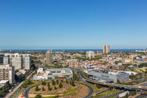 Complete Host Guild Apartments - Accommodation Brisbane 6