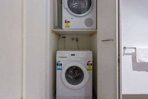 Luxury Apartments By Royal Stays - Accommodation Brisbane 3