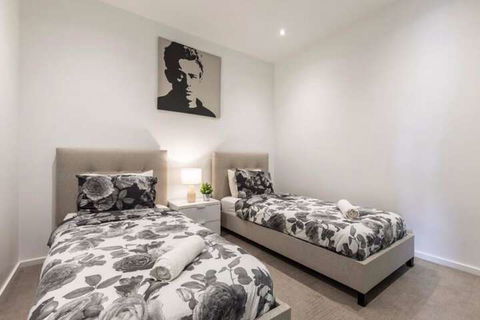 Prima Pearl Luxury 2-Bedroom Apartment - Accommodation Brisbane 4