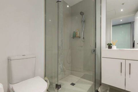 Prima Pearl Luxury 2-Bedroom Apartment - Accommodation Brisbane 7