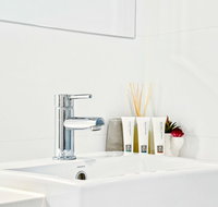 Modern Apartment Next to Largest Shopping Centre - Accommodation Brisbane