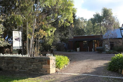 William Hunt's Retreat - Redwood Studio - Accommodation Brisbane 0
