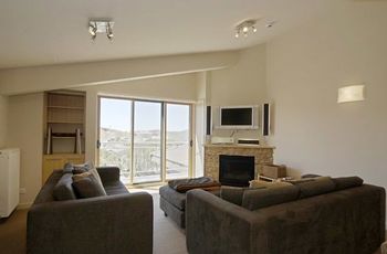 Chalet Hotham 11 - Accommodation Brisbane 4