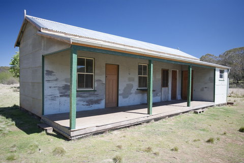 Brackens Hut - Accommodation Brisbane 0