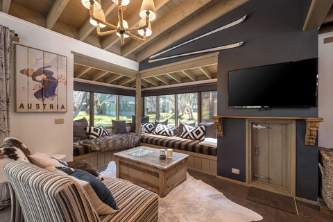 Aaragon - Accommodation Brisbane 3