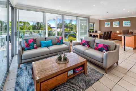 Oasis Apartments - Accommodation Brisbane 2