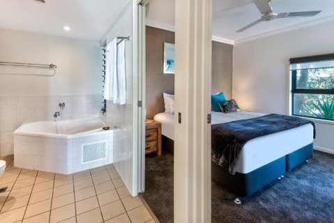 Oasis Apartments - Accommodation Brisbane 4