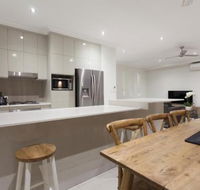 The Suite by the Cablepark - Accommodation Brisbane