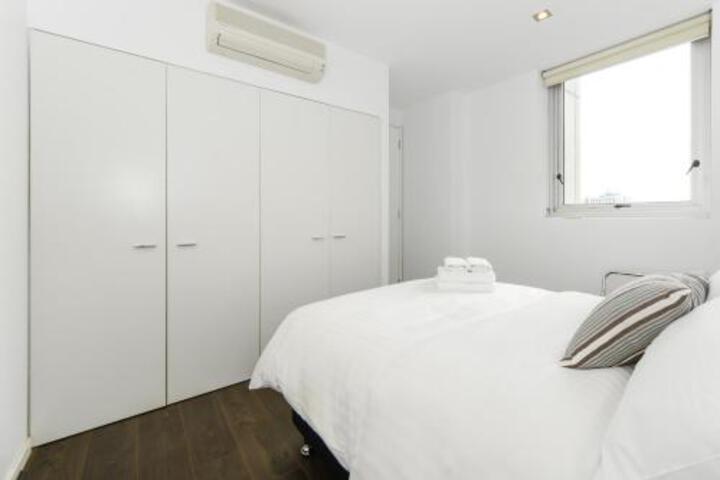 Melbourne VIC Accommodation Brisbane
