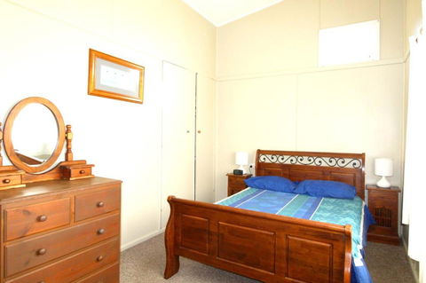 Hi View 18 Dulconghi Street - Accommodation Brisbane 3