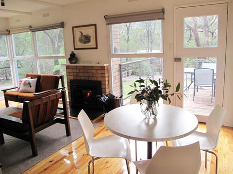 Wattletree Cottage - Accommodation Brisbane 6