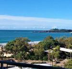 Mooloolaba Beachfront Apartment - Accommodation Brisbane