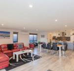 Bedrock 11 Twynam Street Jindabyne - Accommodation Brisbane