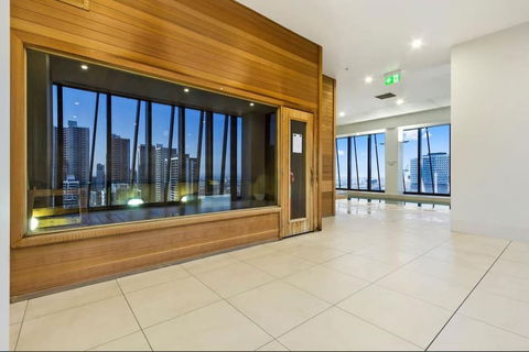 Sky City Serviced Apartment - Accommodation Brisbane 3