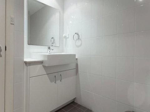 Barefoot Bliss At Fingal Bay - Accommodation Brisbane 2