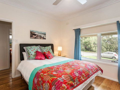 OCEAN SOUNDS Anglesea - Accommodation Brisbane 5