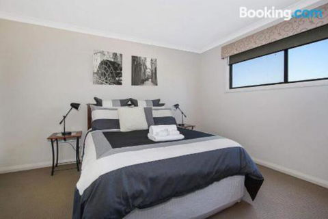 Cypress Townhouse 23 Suite - Accommodation Brisbane 4