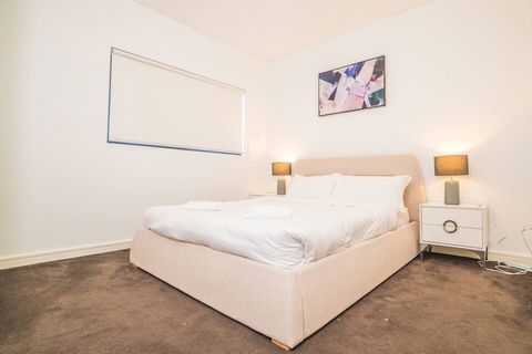2bed2bath APT At Wolli Creek+p Close To Airport - Accommodation Brisbane 0